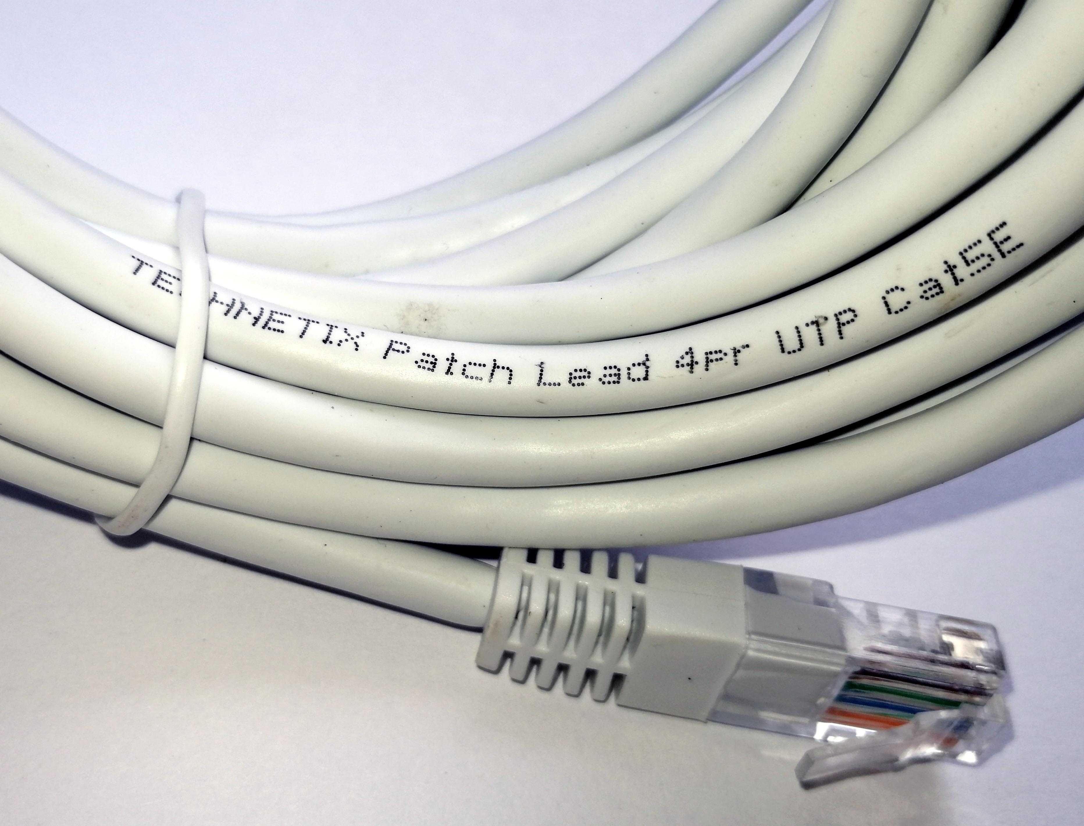 Kabel sieciowy 2 x 4 metry internetowe białe Typ: RJ-45 - PATCHKABEL