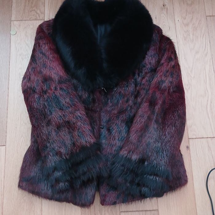 Полушубок  з нутрії 36 розміру