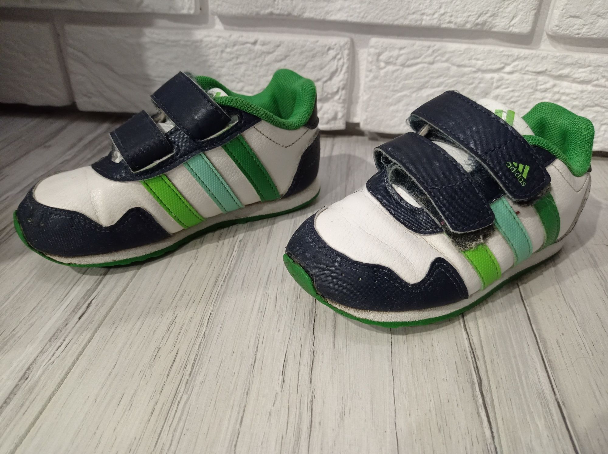 Skórzane buty sportowe Adidas, r. 24