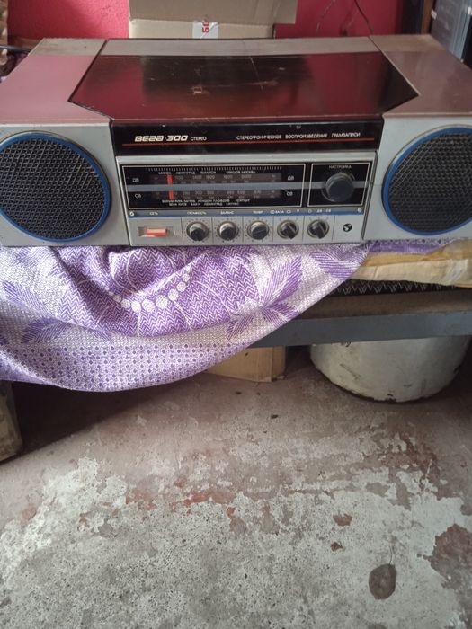 Продам магнітофон Вега