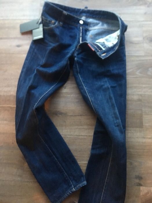 Dsquared2 spodnie jeansy