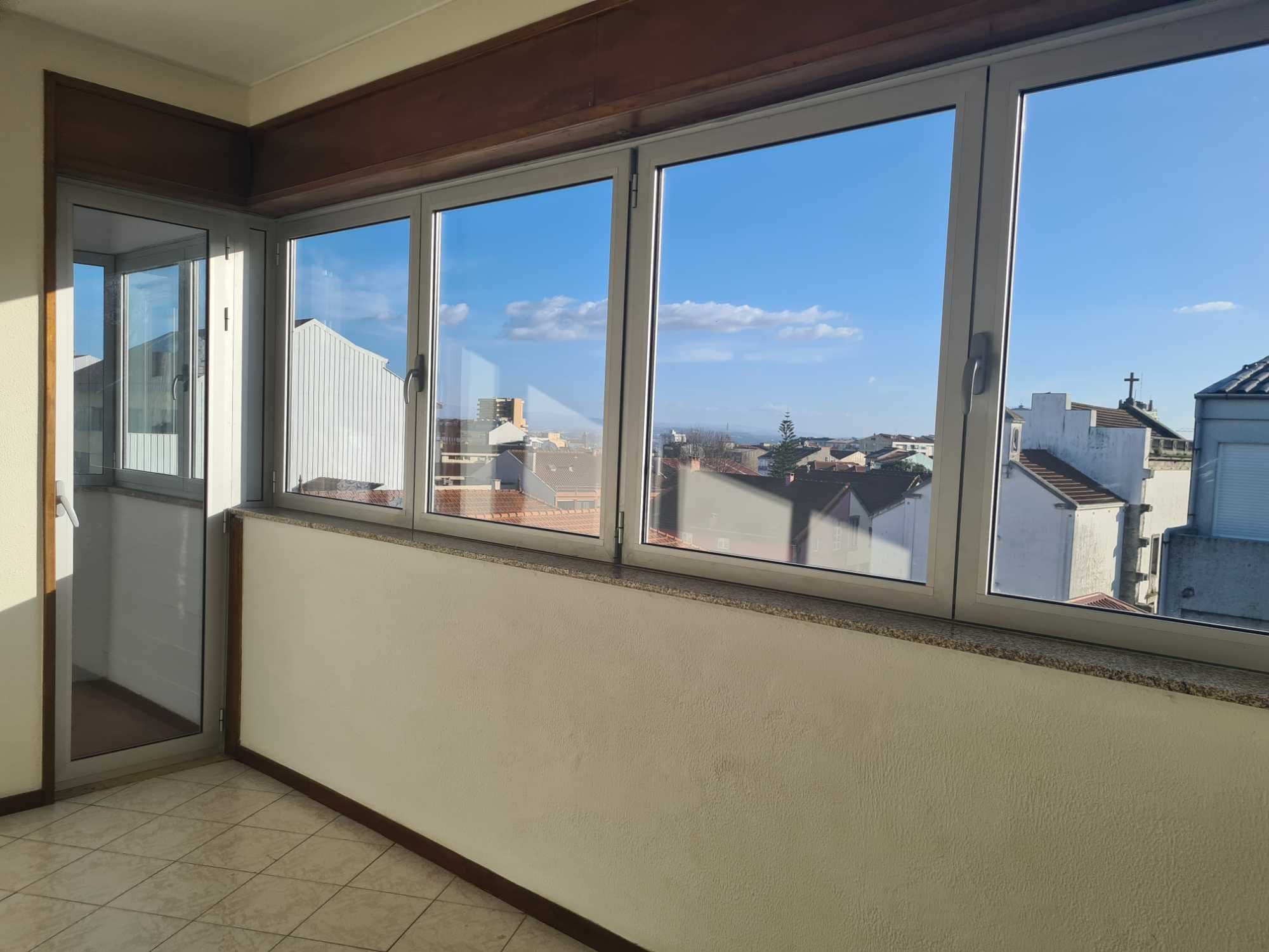 T1 Porto - Constituição (Est. Metro Marquês)  72 m2