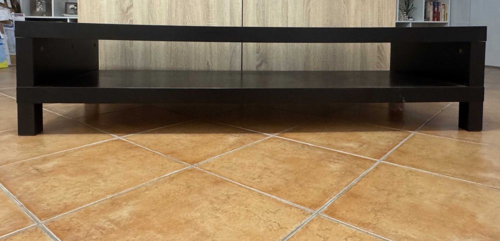 Móvel de TV em madeira