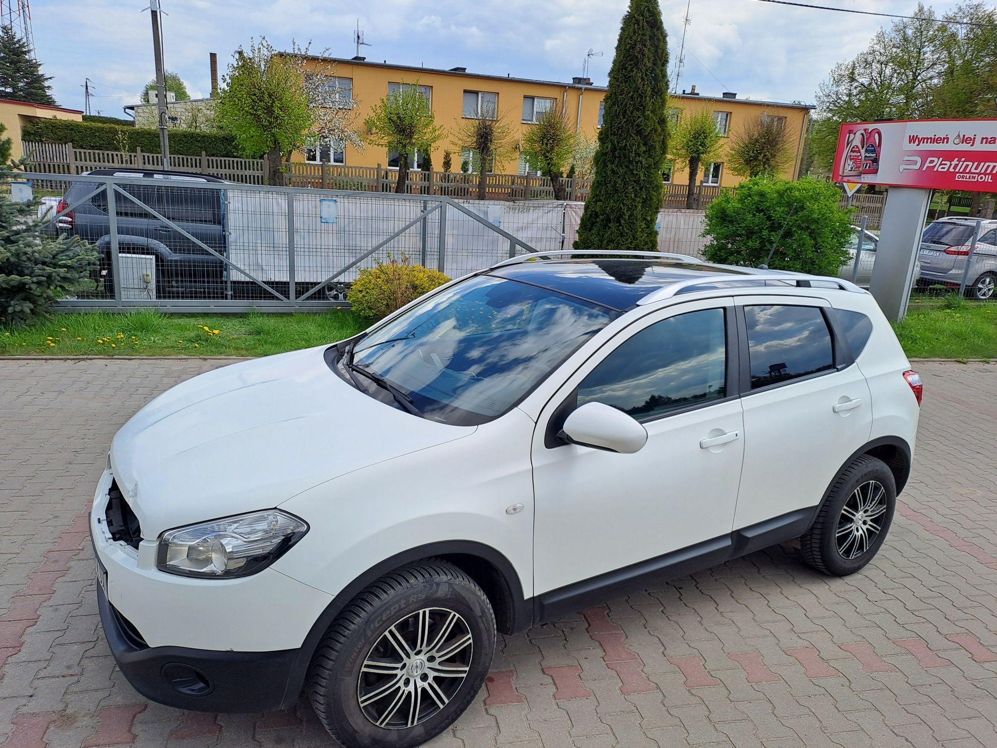 Nissan qashqai 1.6 benzyna panorama Polski salon 2011