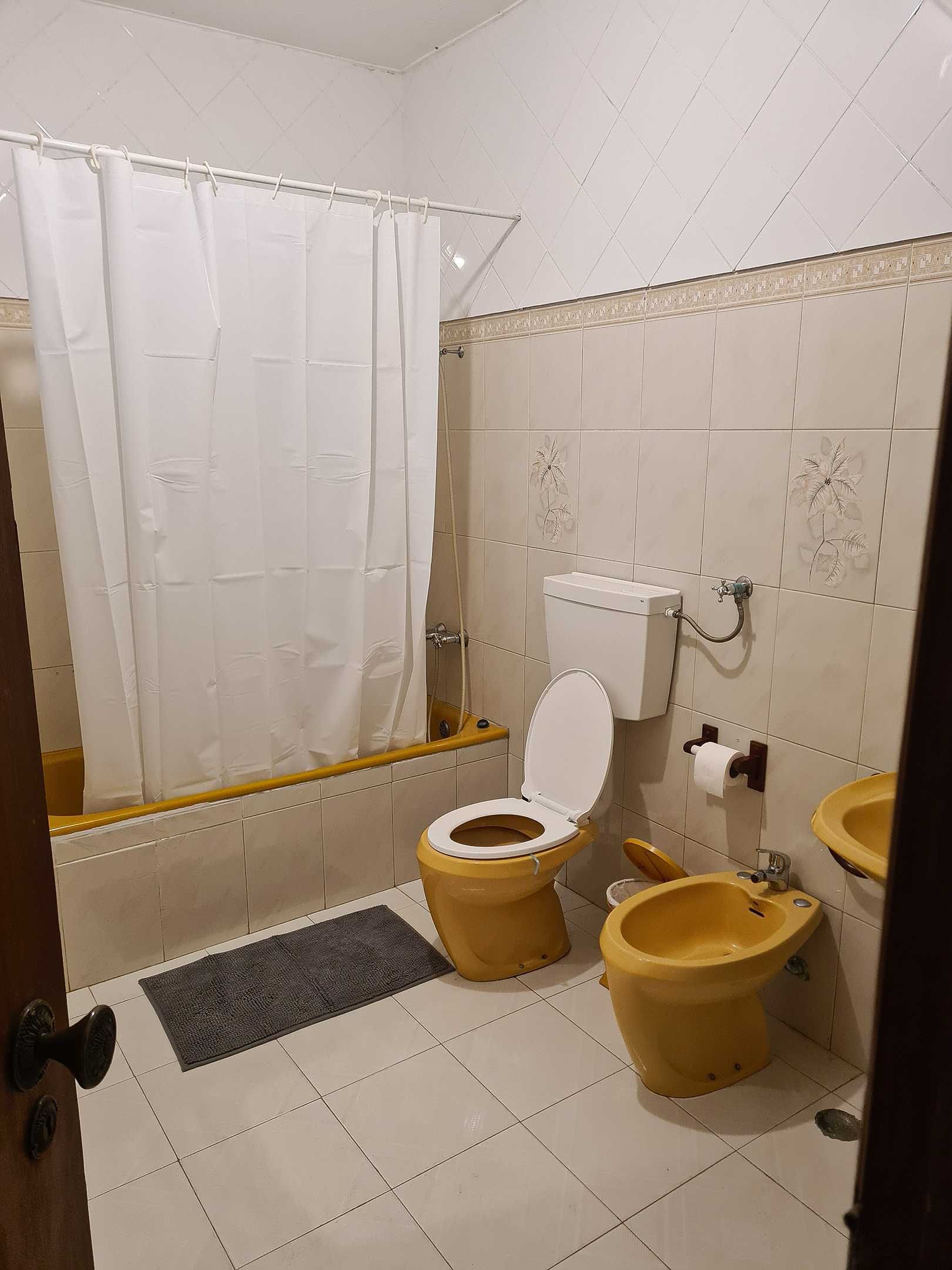 Quarto no centro de Faro