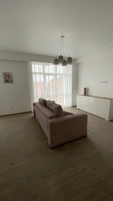 Сдам студию в центре