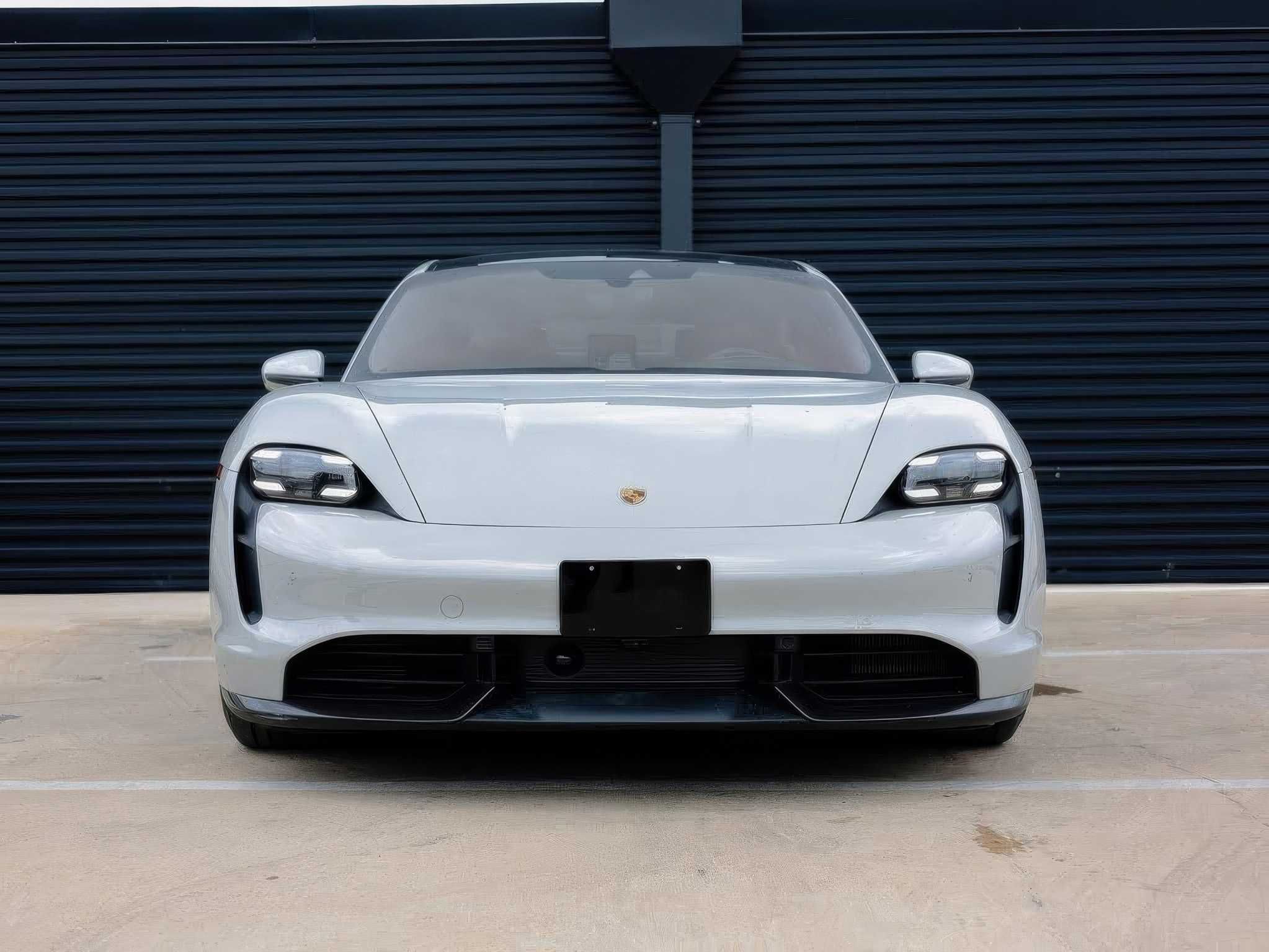 2022 Porsche Taycan Turbo S Sedan