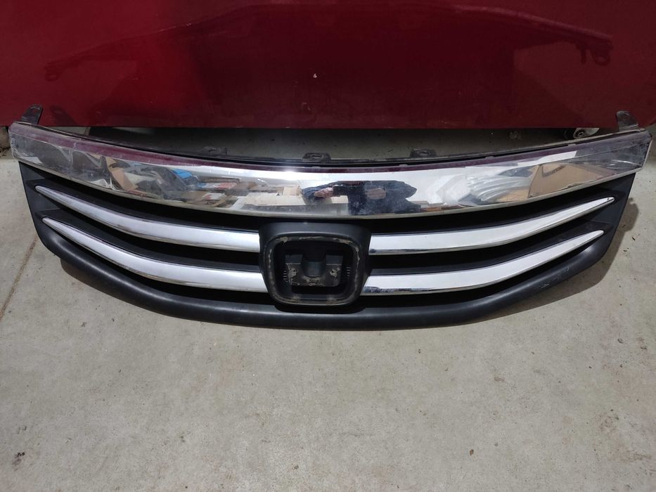 Решітка радіатора Honda