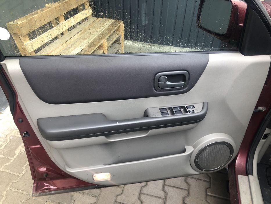 Х трейл повний привід 2.2д