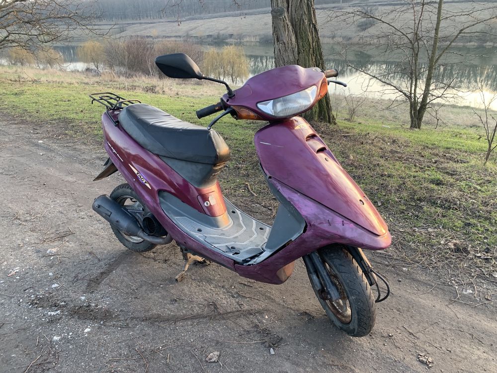 Скутер Honda Tact 30