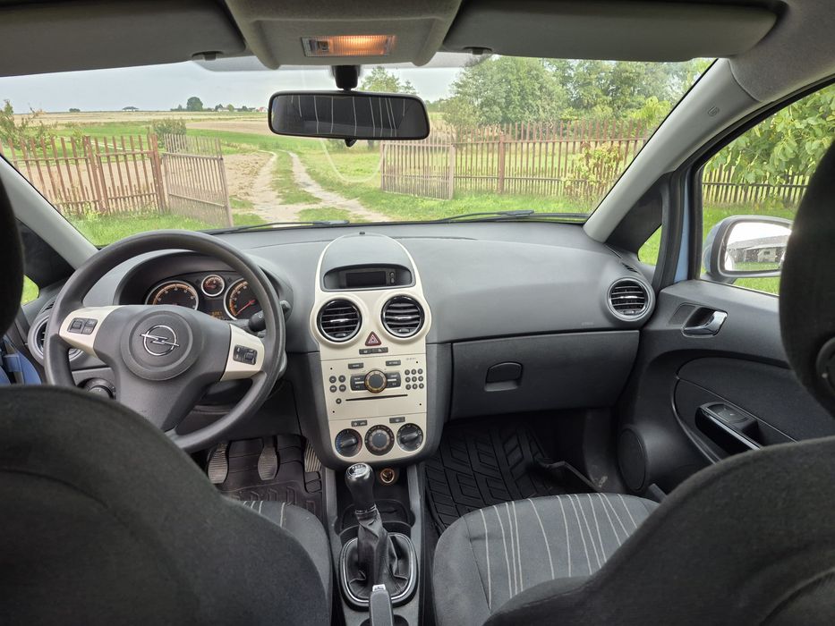 Opel corsa 2006  benzyna
