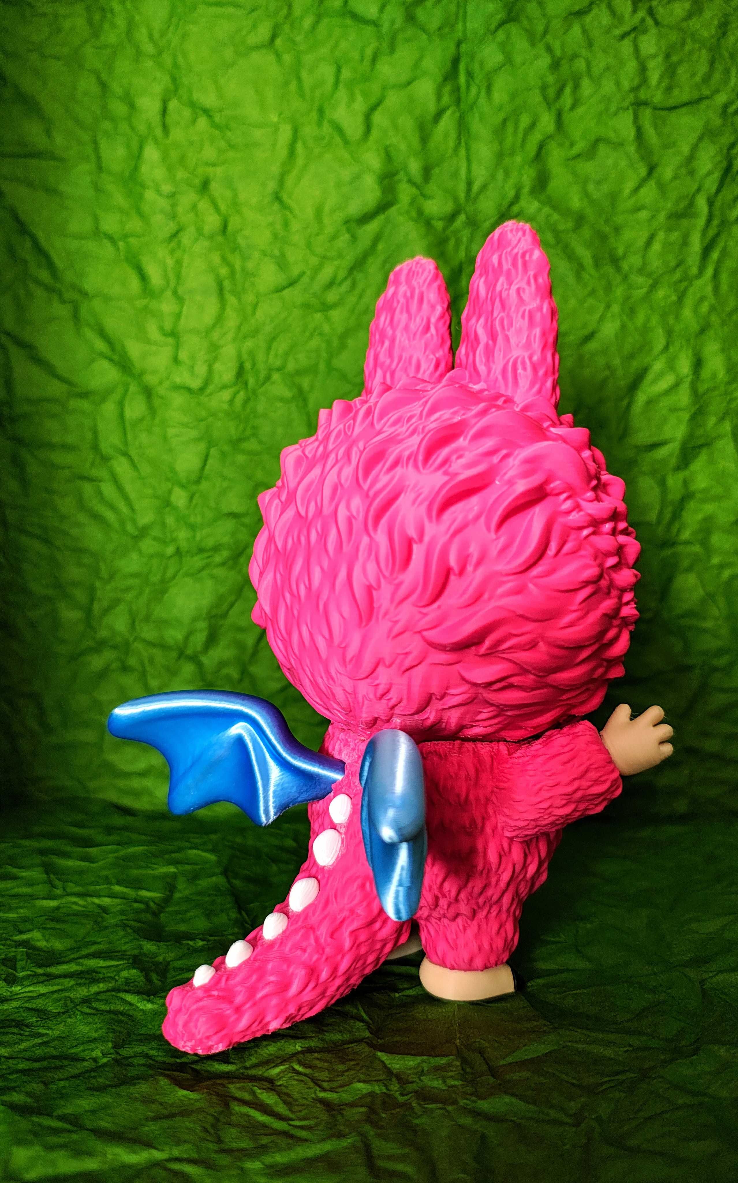 Labubu "Drako". Figurka kolekcjonerska (ok.17,5cm). Wydruk 3D.