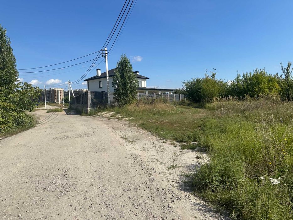 8 соток  під забудову  с Новосілки   Чабани  Київ 5 хв