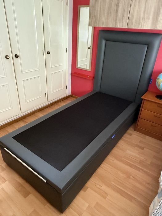 Cama solteiro da marca Emma