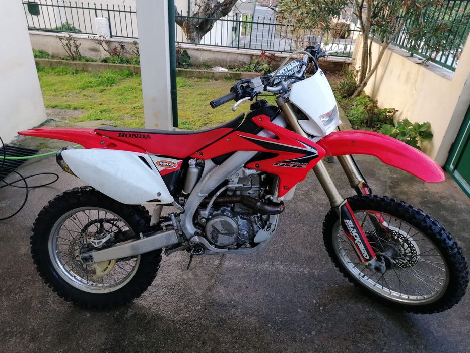 Honda CRF 450 X matriculada