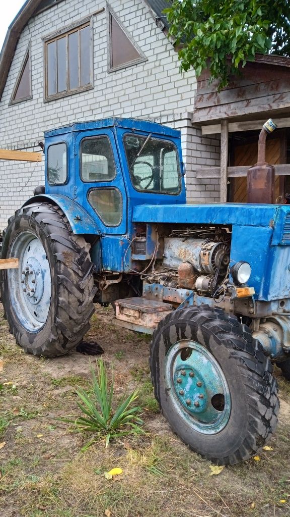 Продам трактор Т-40