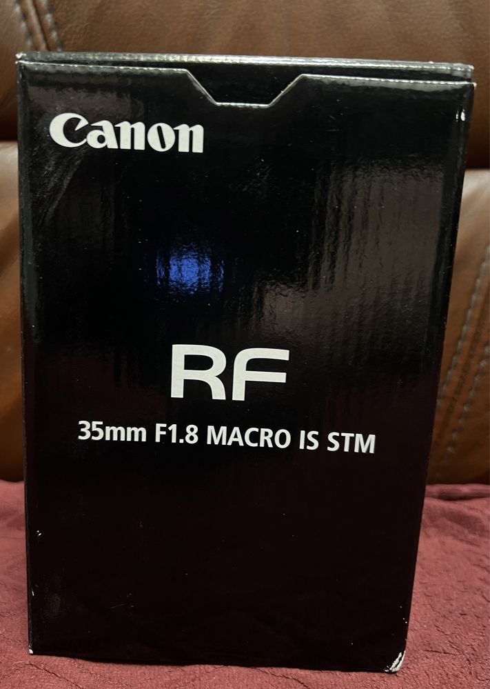 Обьектив Canon RF 35