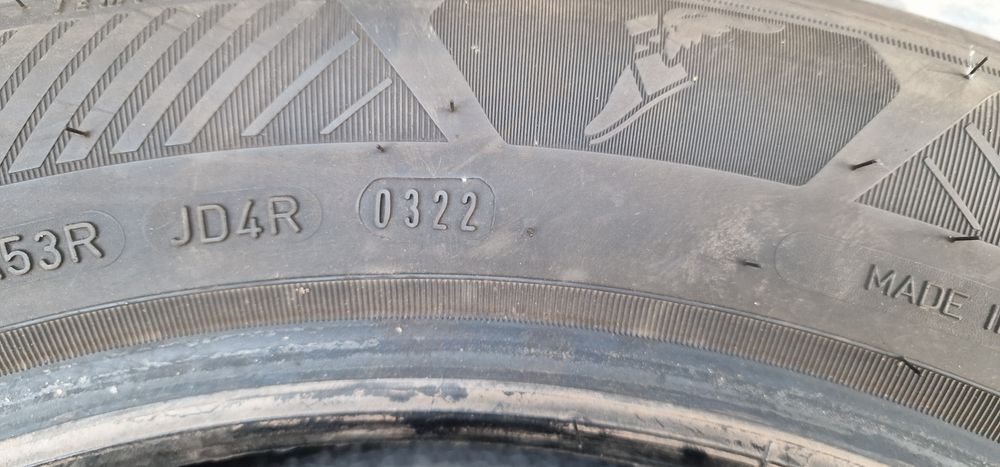 P22 4 x 215/55R17 Goodyear Efficient Grip Performance 2 98W XL letnie