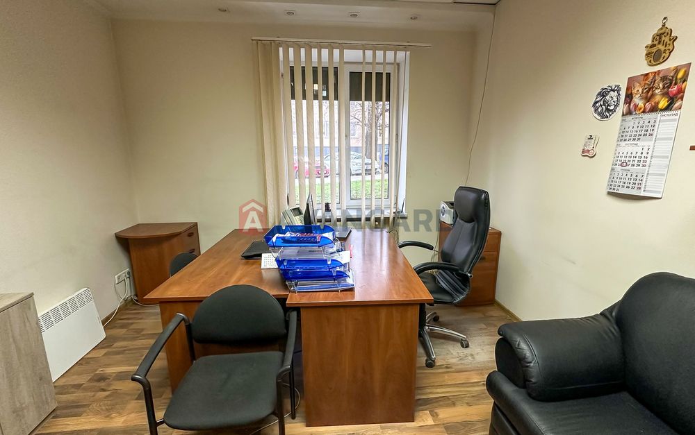 Продаж офісне приміщення 127 кв Центральний район міста