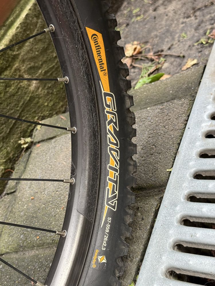 Rower Dirt Dirt Parade 16”