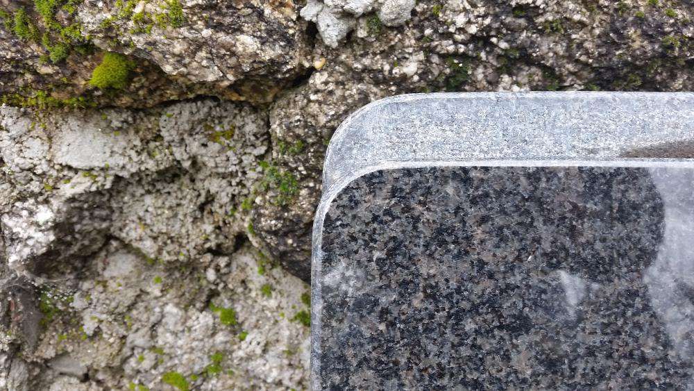 Pedra em granito preto