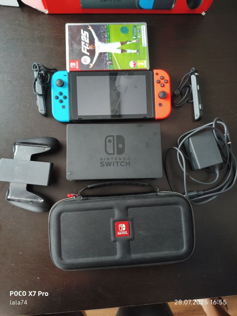 Nintendo switch v2+gra FC25