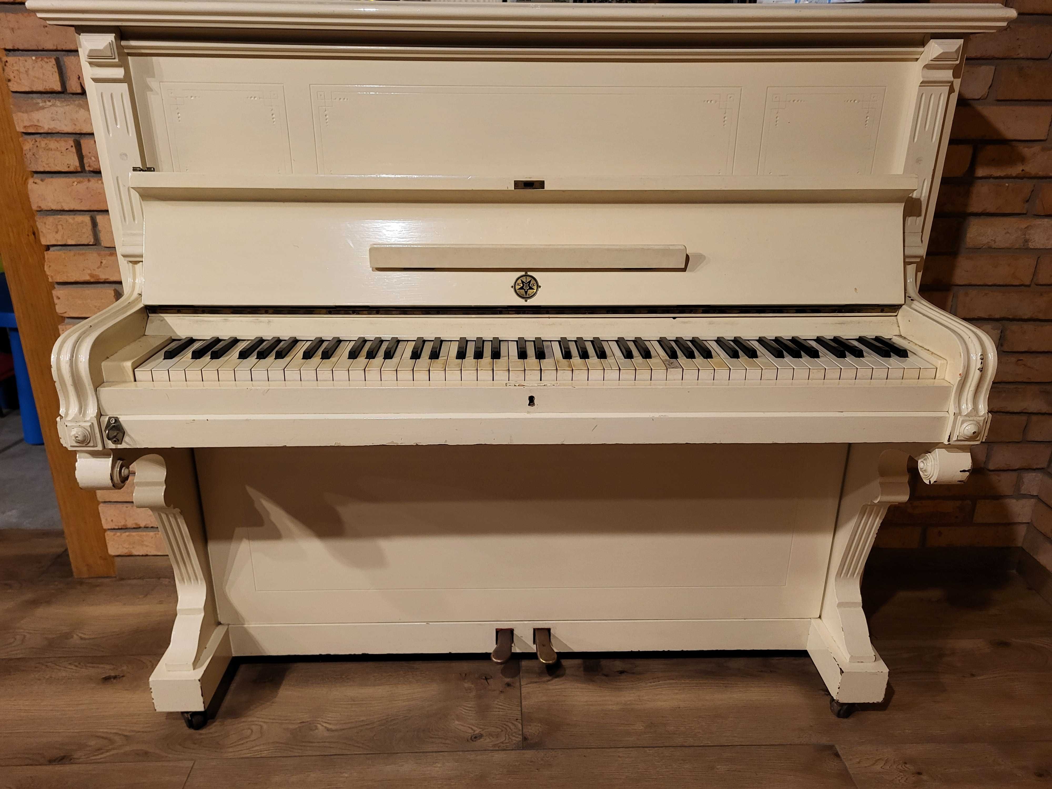 Pianino stan bdb