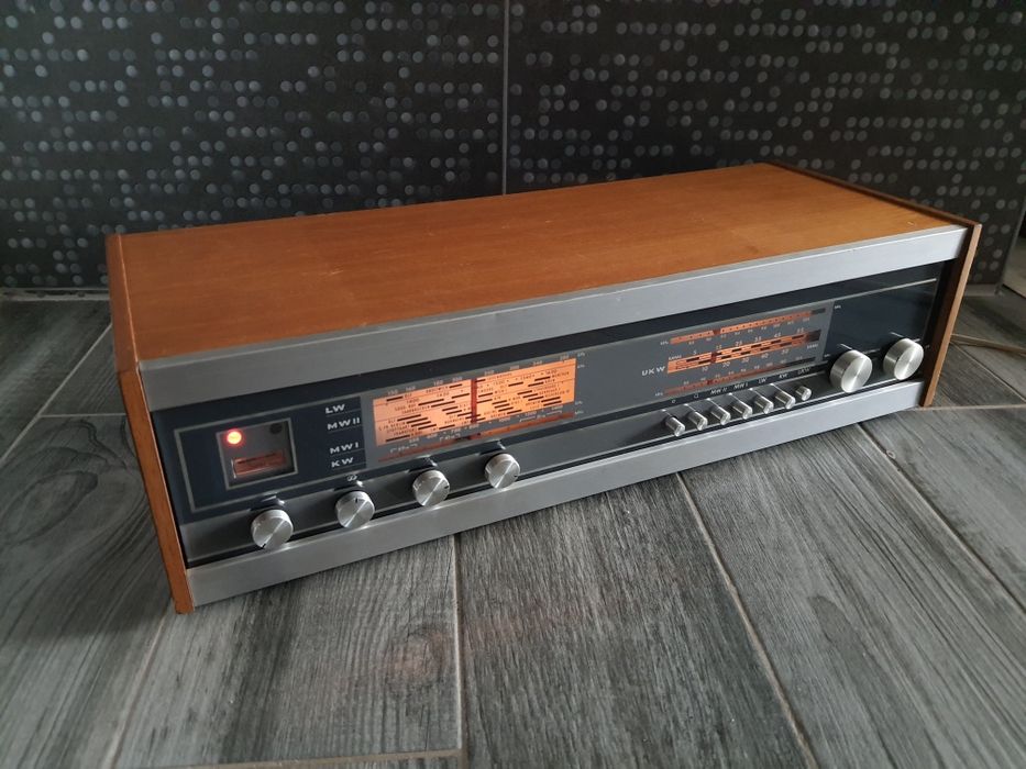 Вінтажний ресівер Quelle (PHILIPS) 22 RF 685/91- 1969 рік випуску.