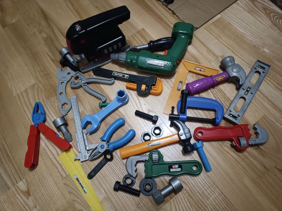 Zestaw narzędzi dla małego majsterkowicza
