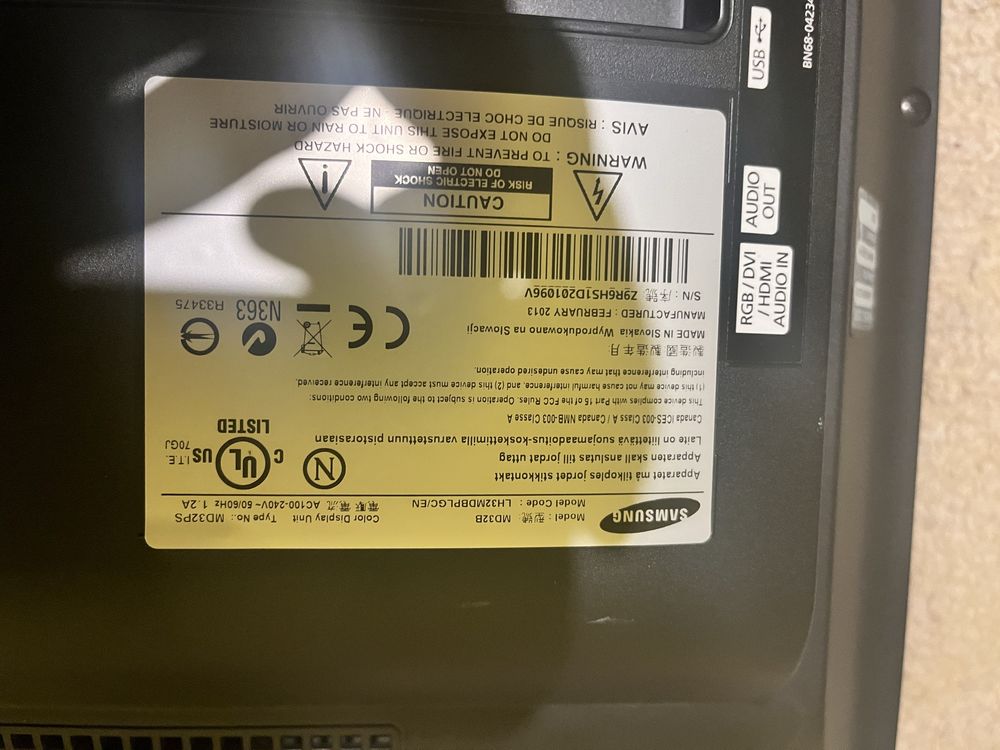 Monitor Samsung MD32B