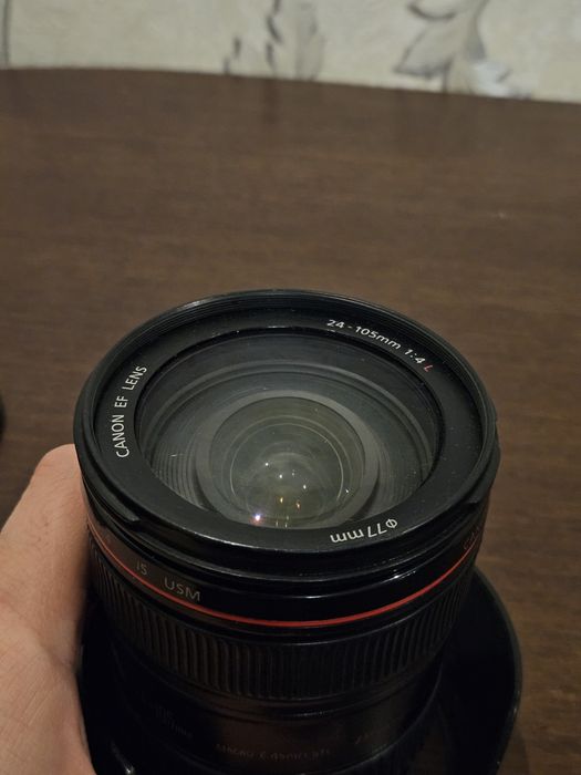 Об'єктив Canon 24-105 f4 IS USM L EF байонет