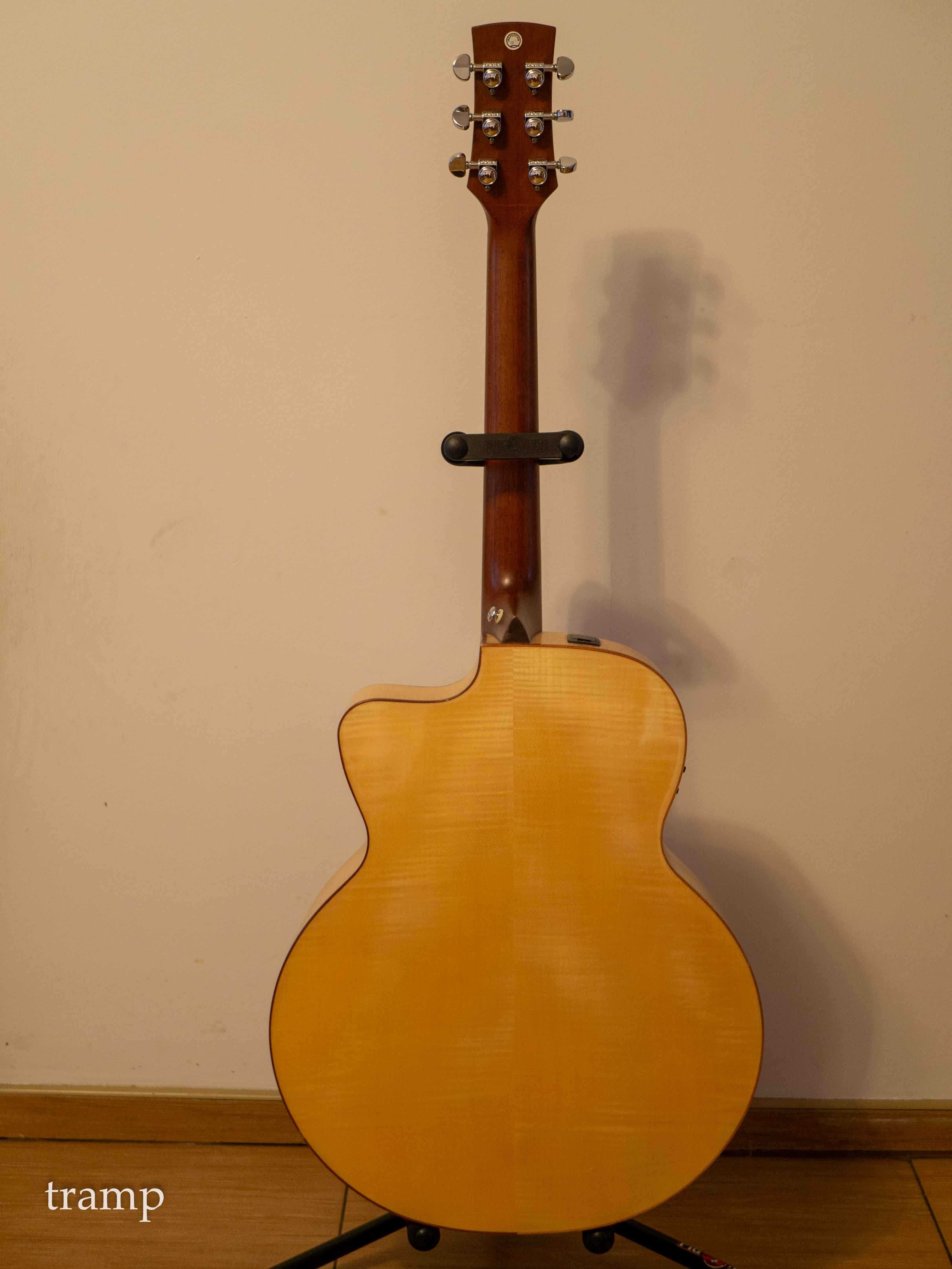 Gitara elektroakustyczna  Höfner HA-GC05