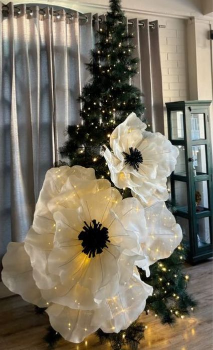 Квіти на ялинку. Квіти з органзи. Квіти з тканини