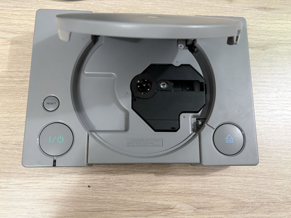 Playstation 1 + Acessórios + Jogos