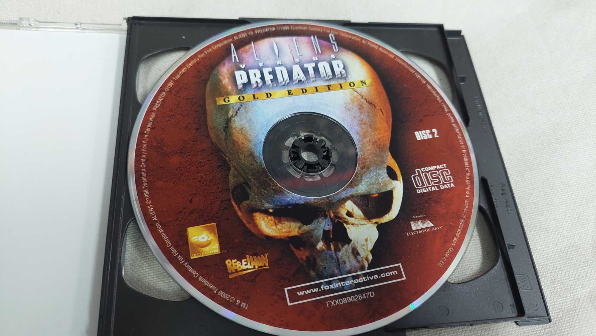 Aliens Versus Predator Gold Edition - PC Big Box + poradnik
