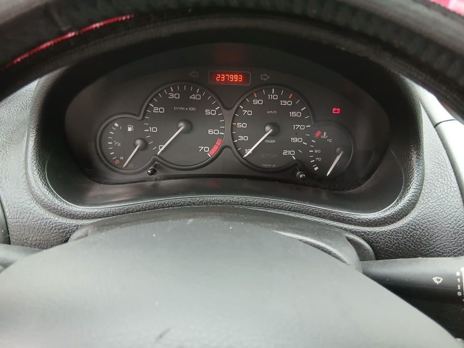 Peugeot 206 1.1 2004р