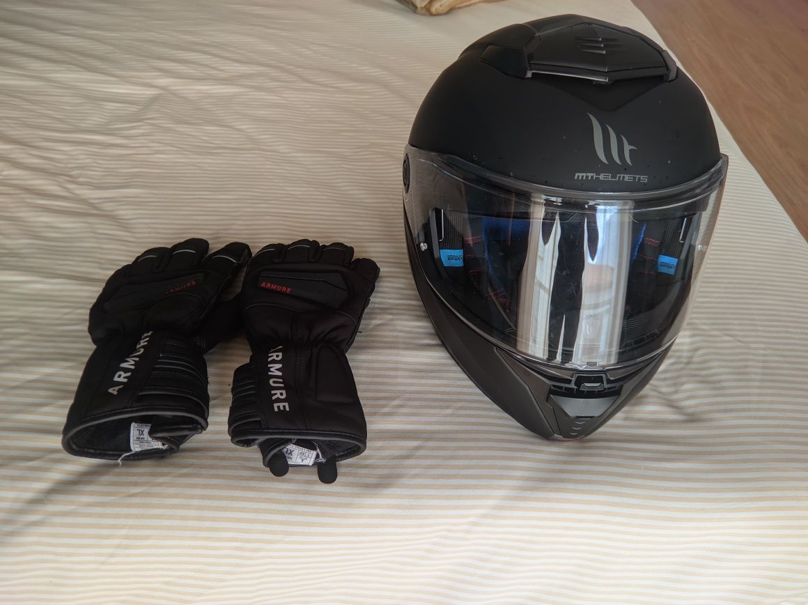 Vendo - Honda CB300R c/ extras (ver descrição).