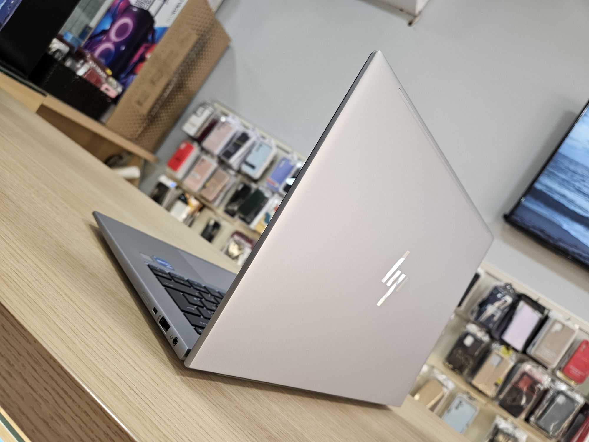 2024 рабоча станція HP firefly g10/ЗНИЖКИ ЗСУ/i7 5.0Ghz/16/512ssd/Quad