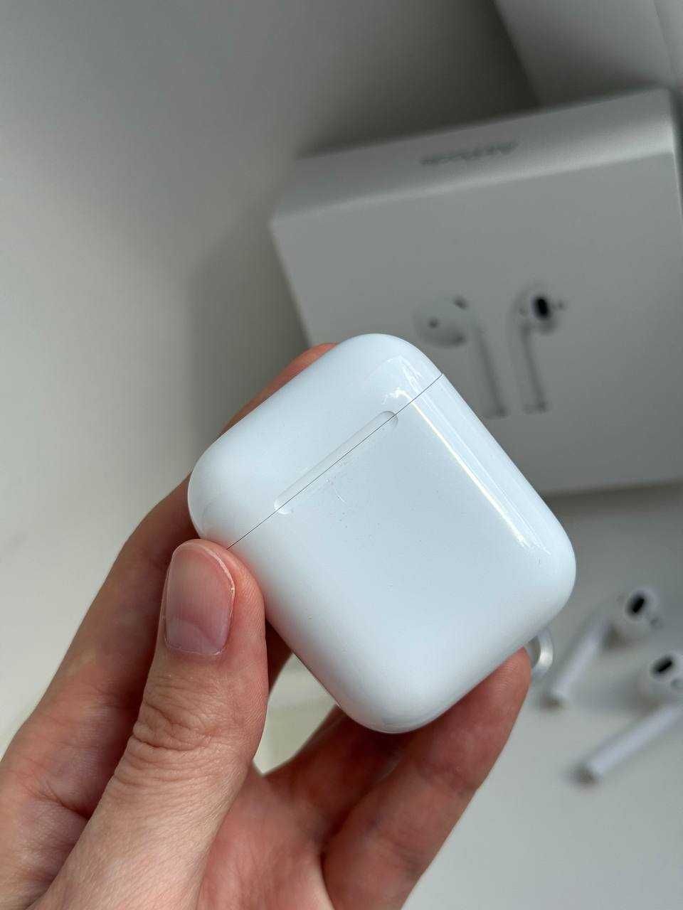 Навушники Apple AirPods 2 (MV7N2AM/A Airpods with Charging Case
