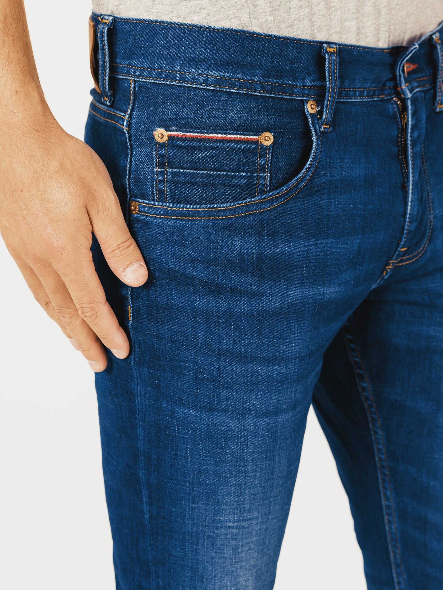 Calças de ganga / Jeans originais da Tommy Hilfiger novos 42/34