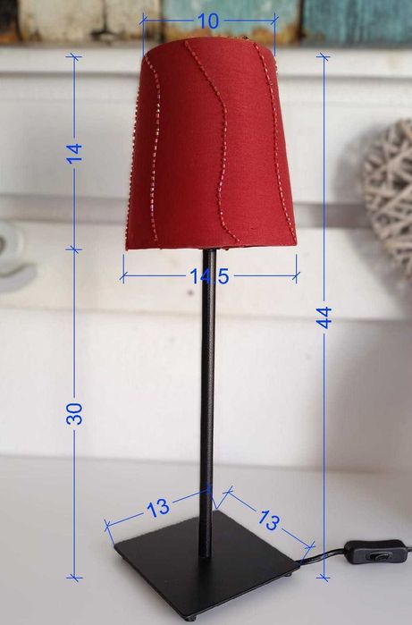 Candeeiro de Mesa Bordeaux com Missangas