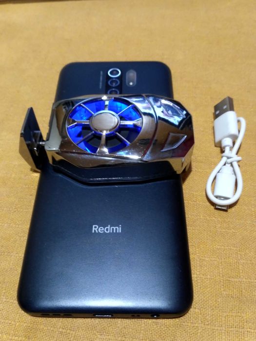 Кулер для охлаждения телефона XO L02В с аккумулятором.