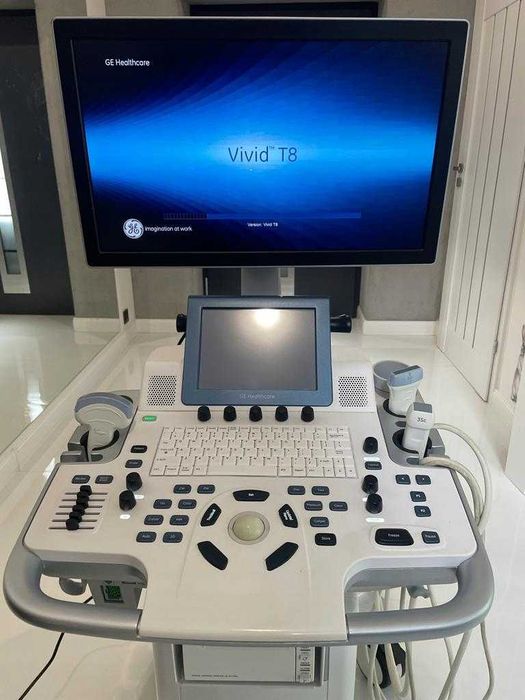 Aparat USG GE Vivid T8