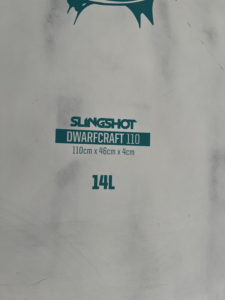 Slingshot dwarf craft 110 foil kitesurfing