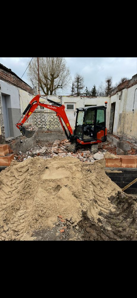 Uslugi Mini Koparka. Młot Hudrauliczny. Wyburzenia. Fundamenty