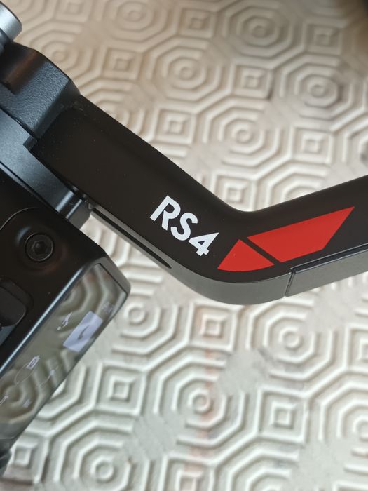 dji rs4 completo