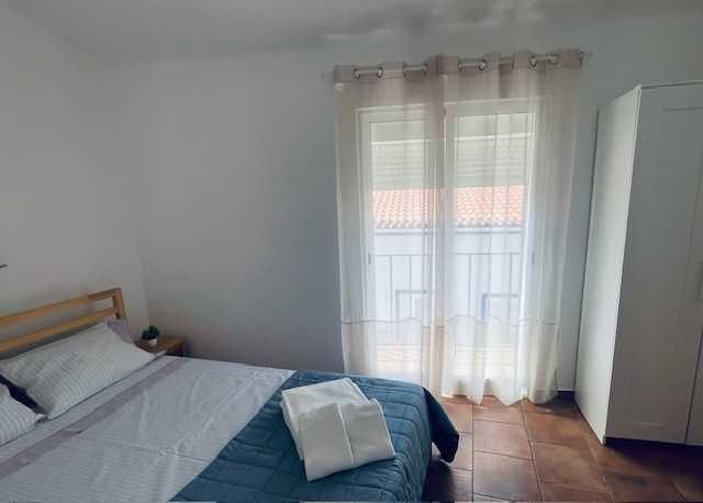 Apartamento totalmente mobilado e equipado Sousel