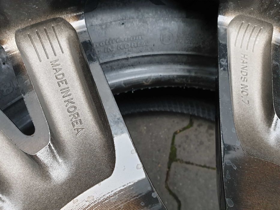 Felgi aluminiowe Renault 19" 5x114,3 8j et49 Nissan Kia Mazda itp.