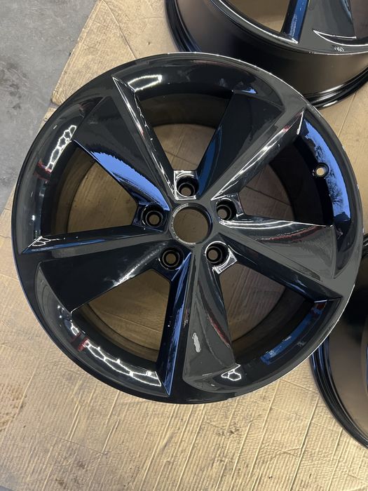 Komplet Felg 5x112 18” Skoda/VW