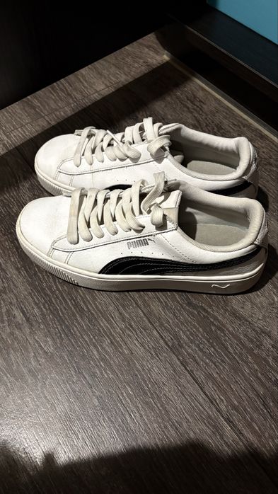 Кроссівки Puma майже нові
